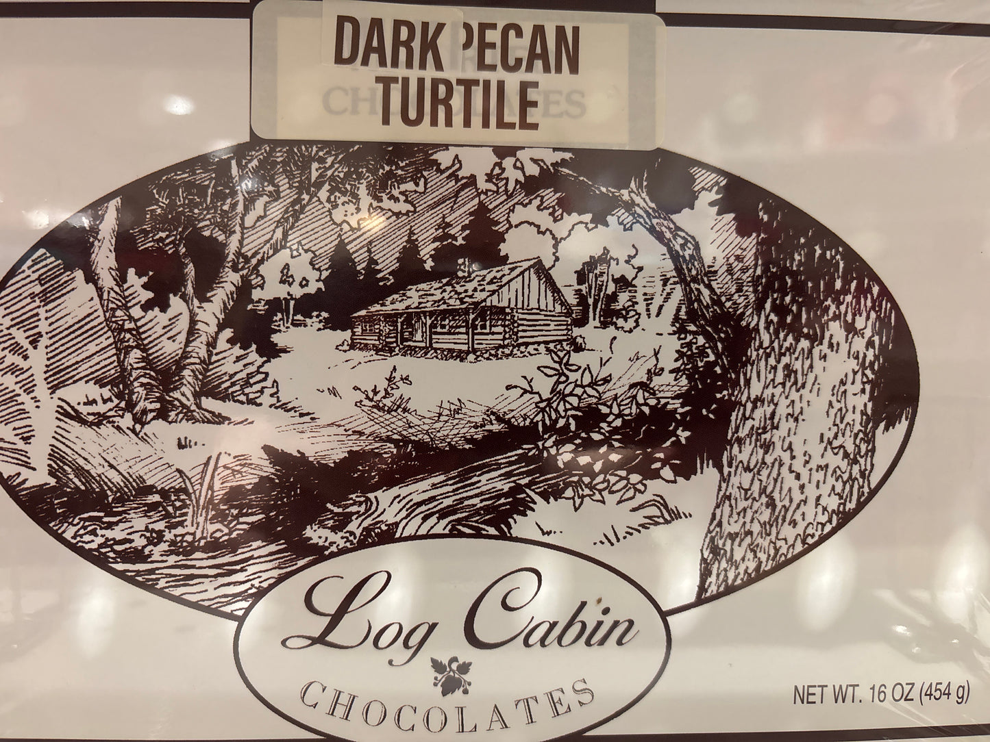 Log Cabin Chocolates - Turtile 16 oz