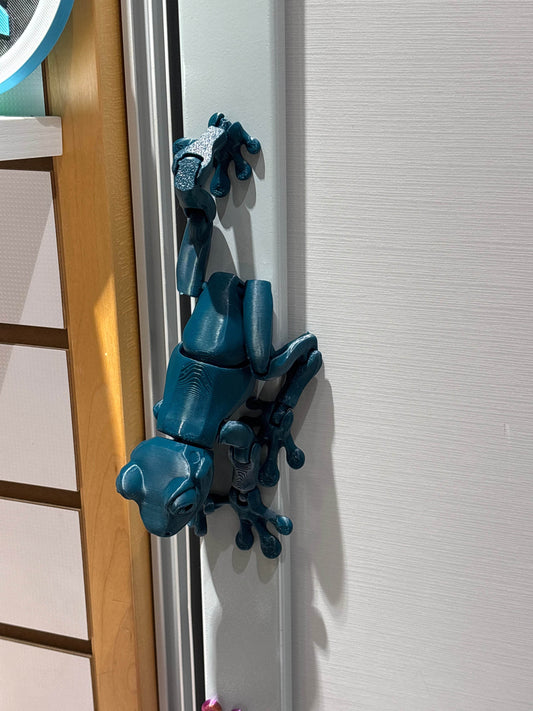 8” 3D printed articulated Fridge Frog - Lunar Squirrel’s Puntique