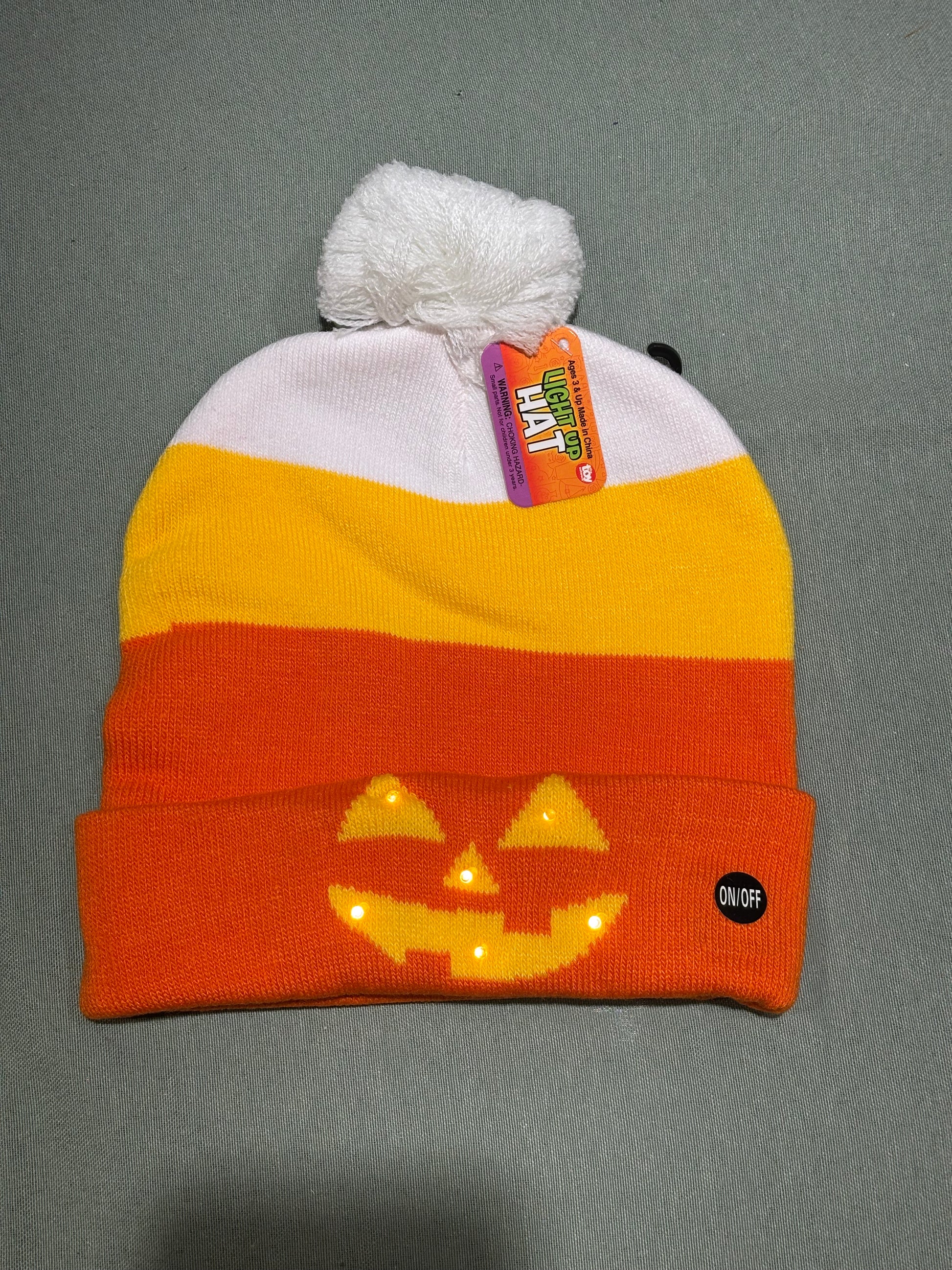 Light-Up Beanie Hat - The Toy Network