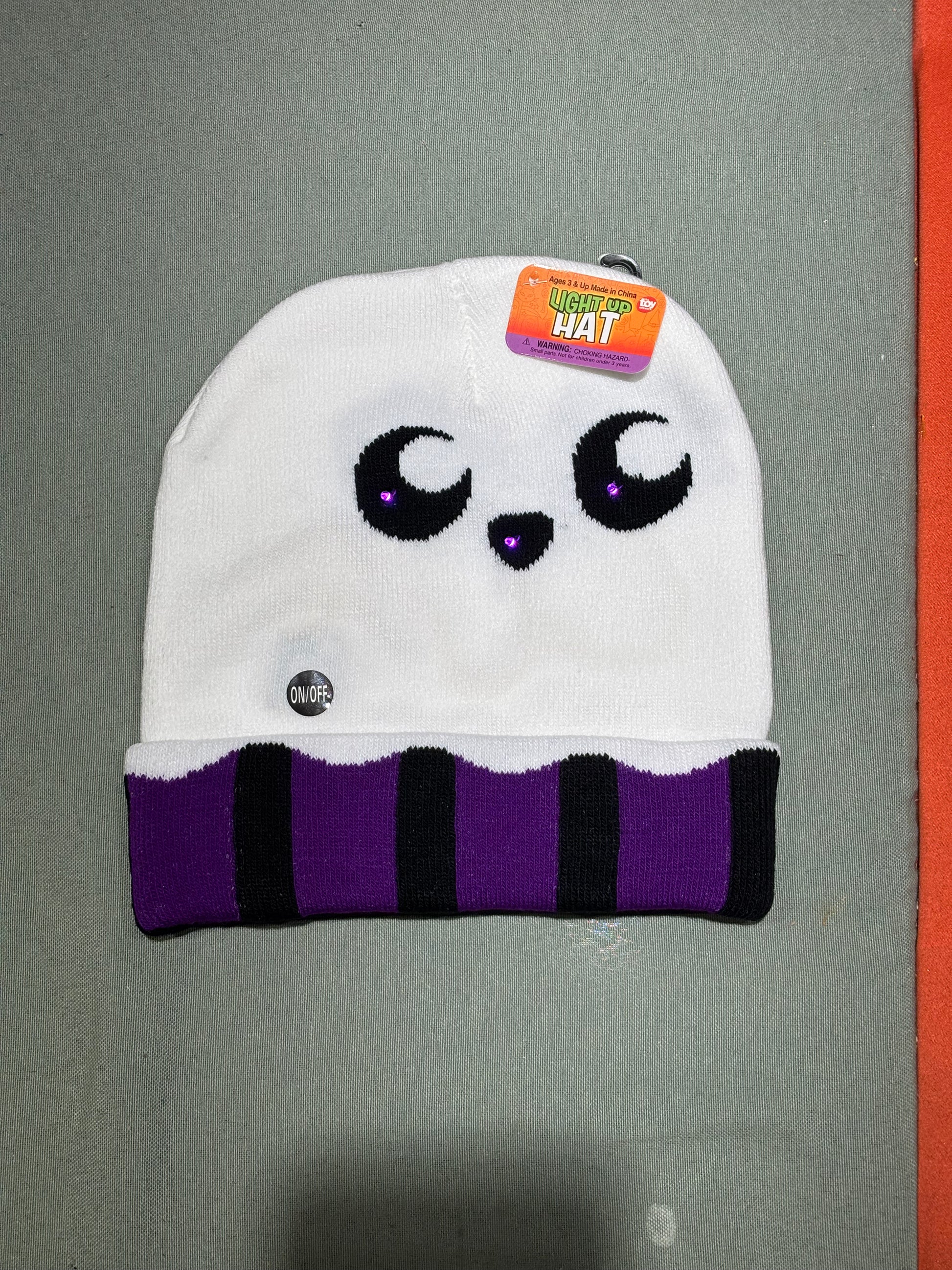 Light-Up Beanie Hat - The Toy Network