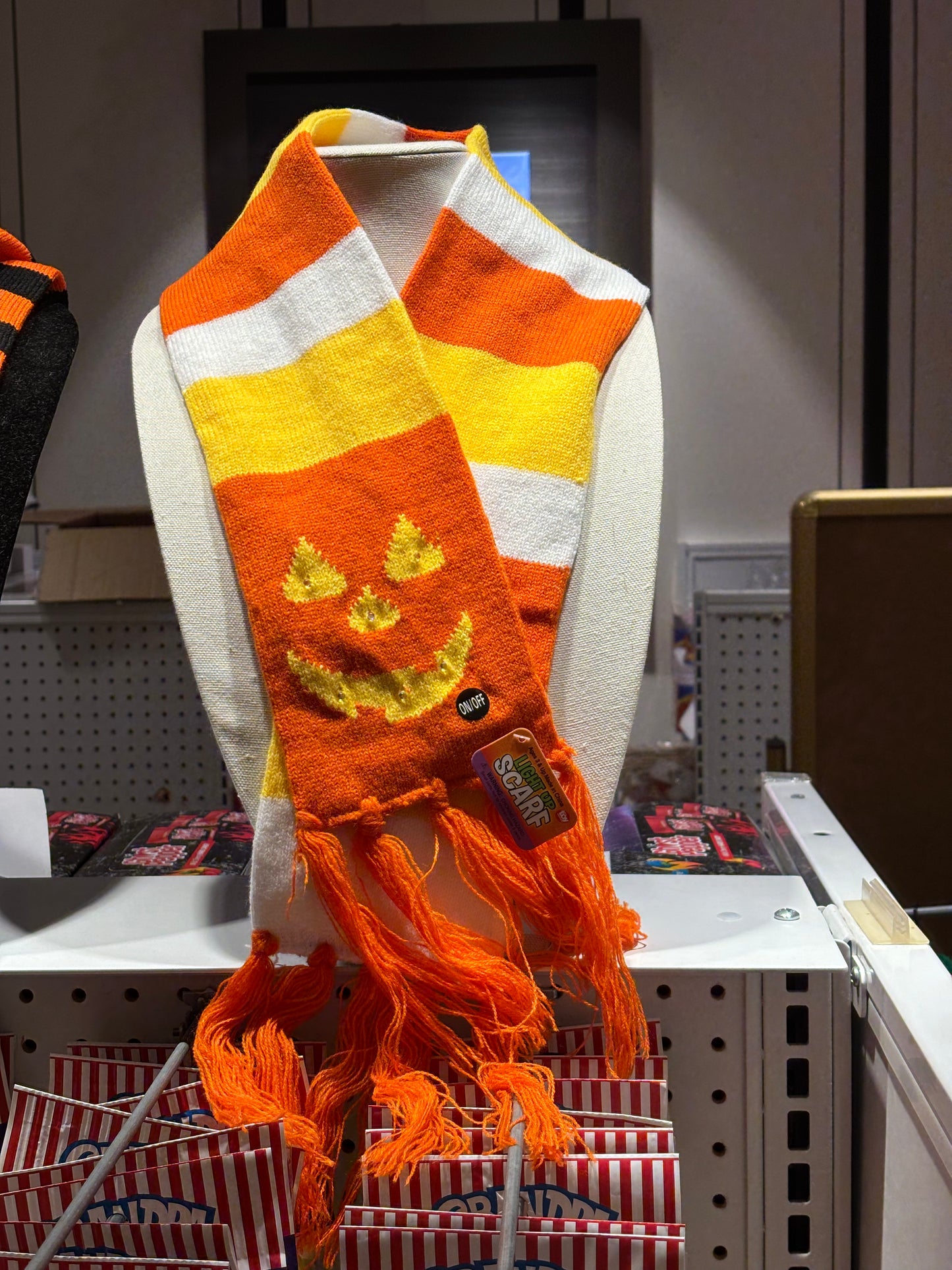 Light-Up Scarf - The Toy Network