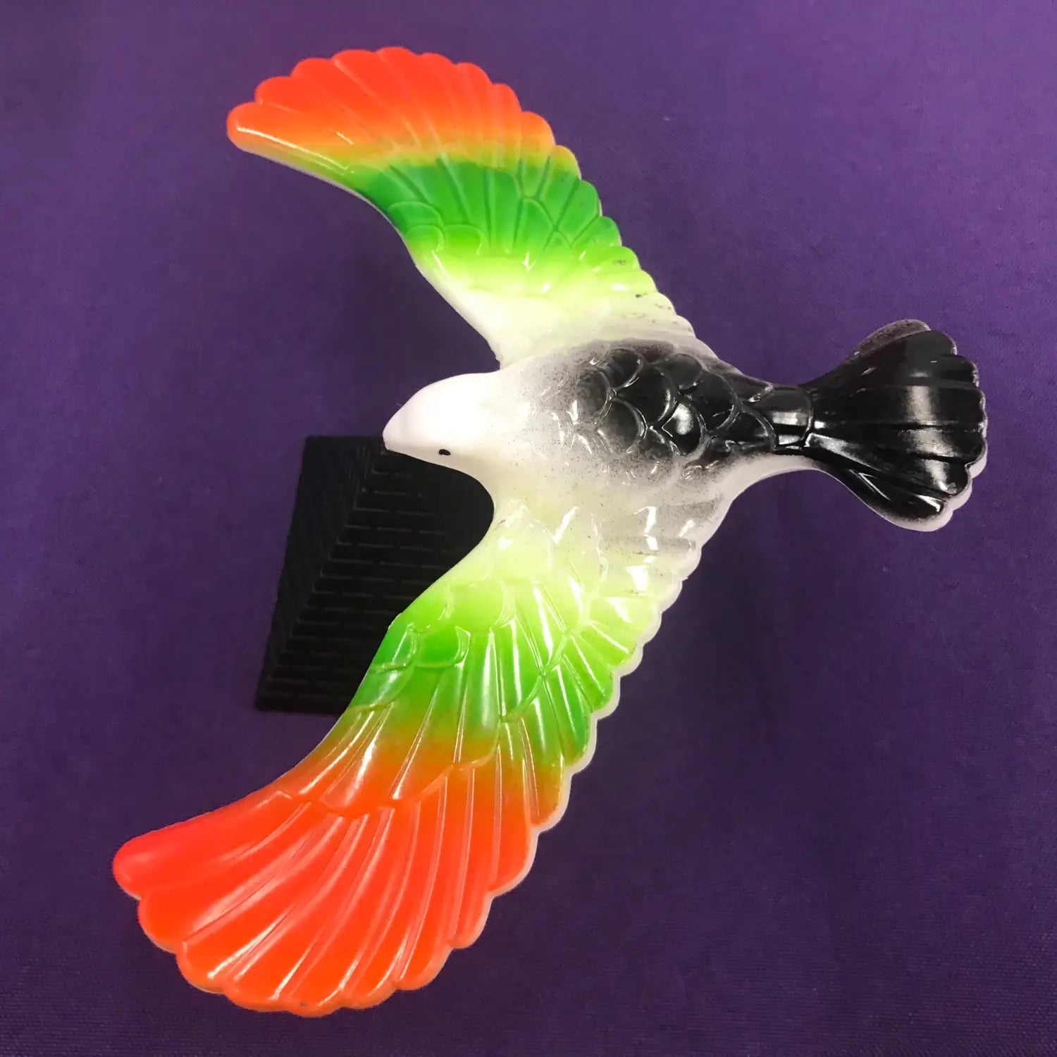 Painted Balancing Eagles birds - Various - Lunar Squirrel’s Puntique