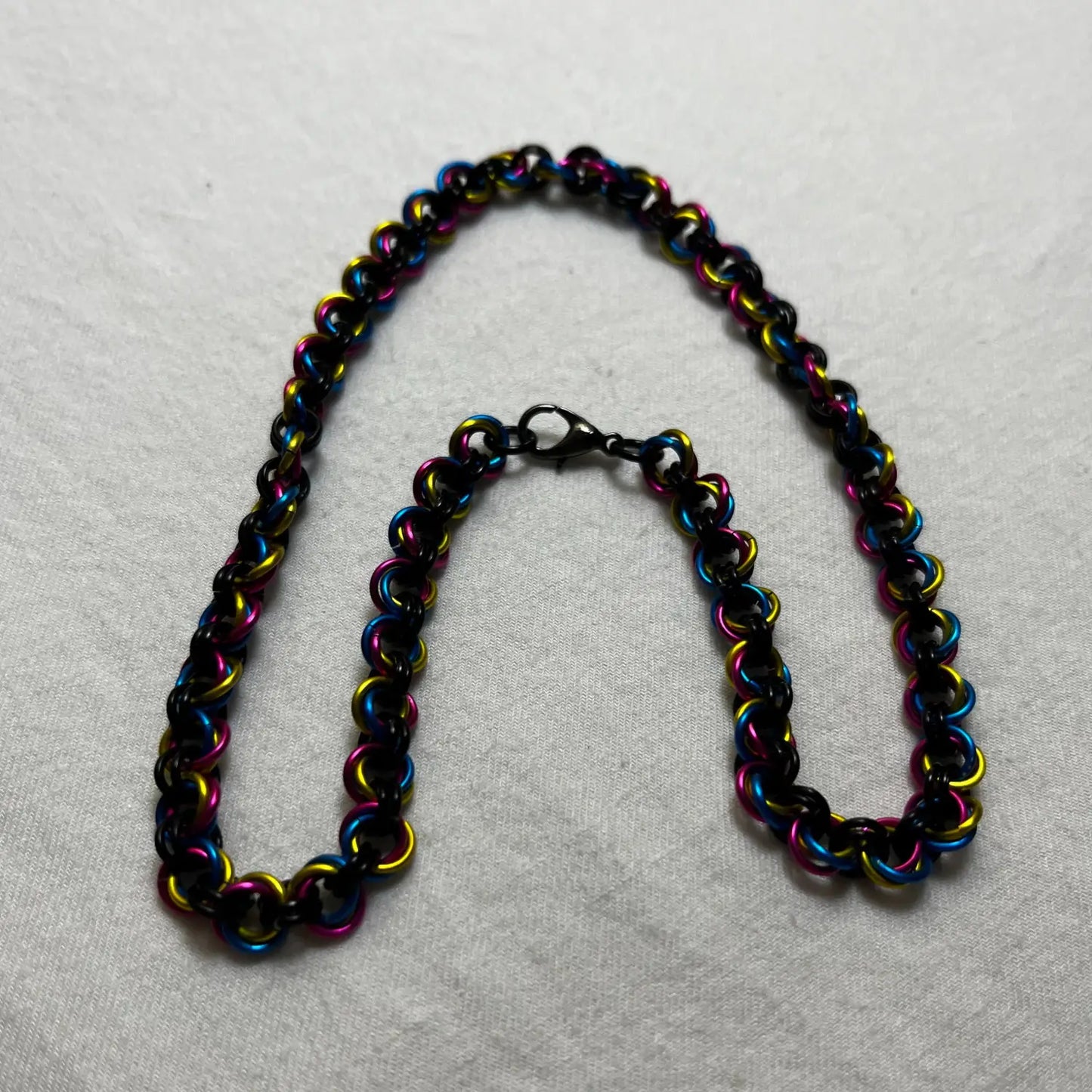 Chainmail Necklace - Pansexual Pride / Byzantine - Chainmail