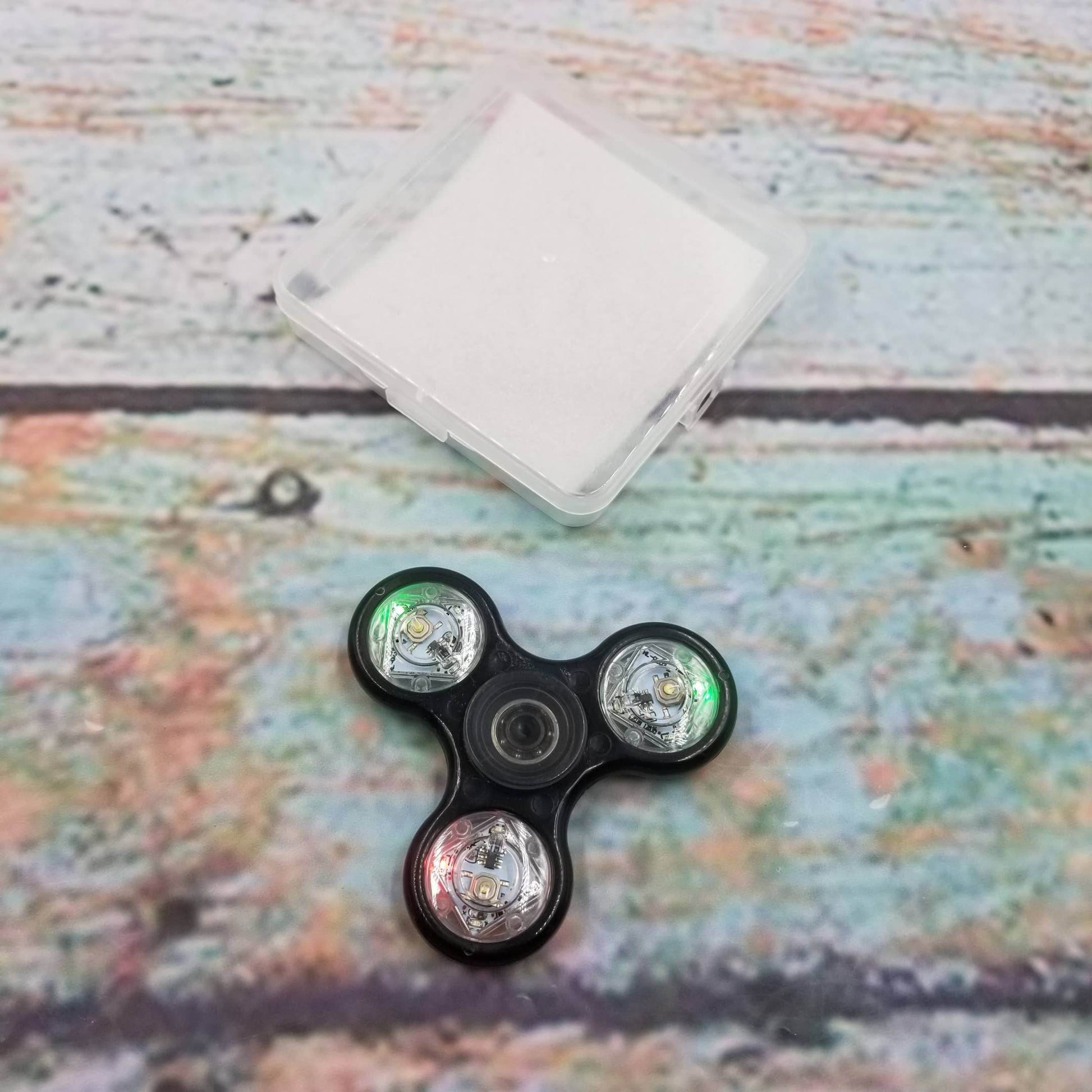 Rotating Fingertip Spinner Sensory Toy With Dazzling Lights - MIAS SHOP