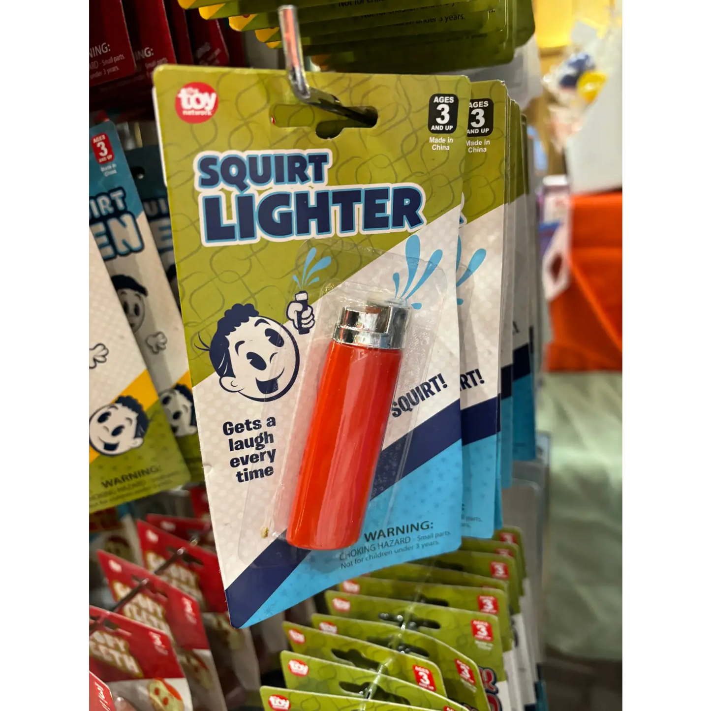 Practical Jokes - 3’’ Squirt Lighter